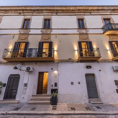 Dimora Dei Celestini Bed and Breakfast Manfredonia Exteriör bild